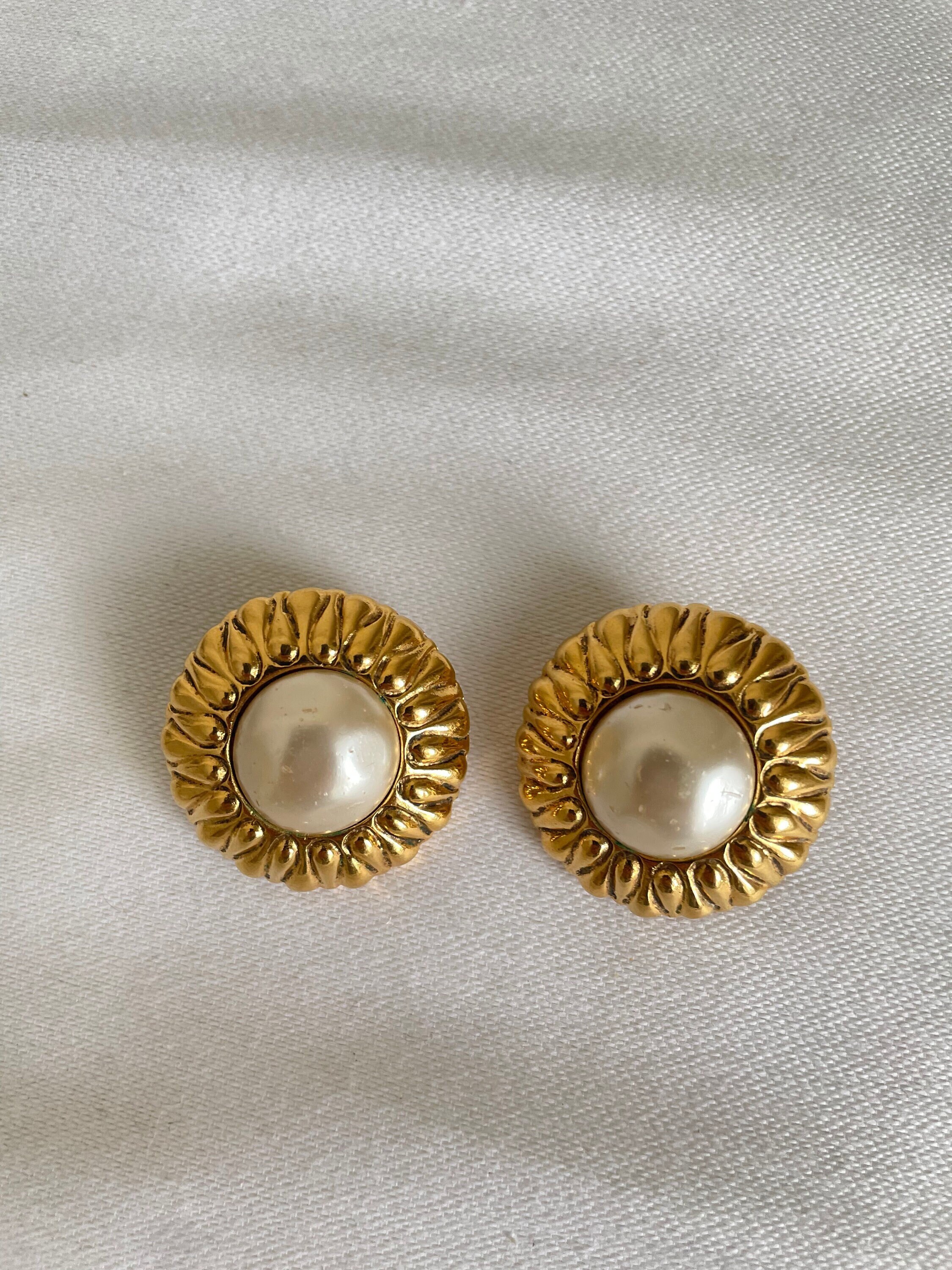 chanel earrings dangle pearl clip