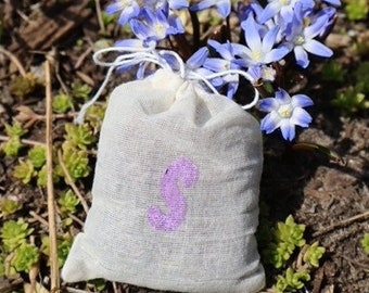 Lavender Filled Sachets with Organic Flowers Buds | Aromatherapy Bags for Closet, Drawers & Linen | Natural Fragrance for Lavender Lovers