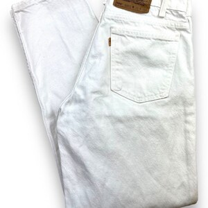 Levis 550 best sale white