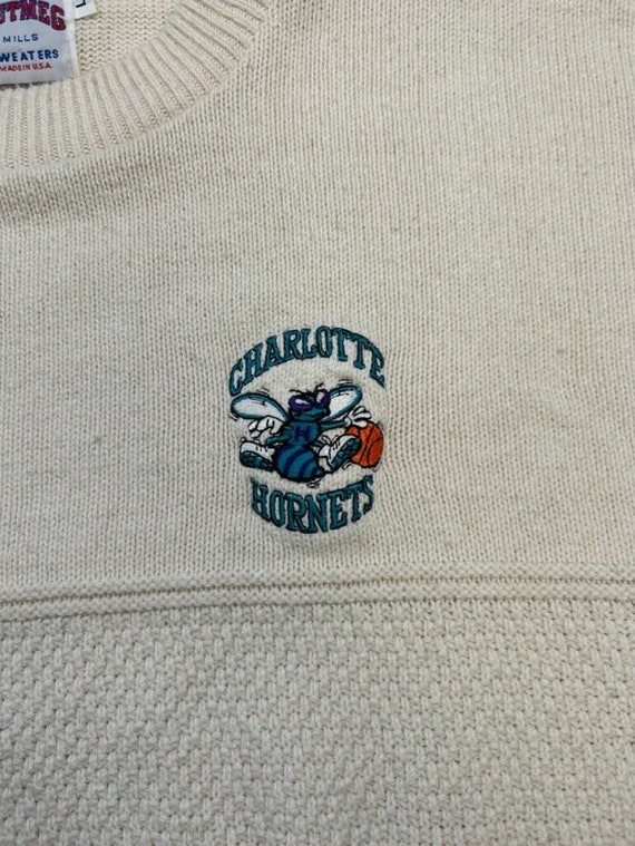 Vintage 90s Charlotte Hornets NBA Embroidered Nut… - image 4