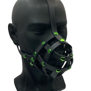 Green Classic Hardware Human Face Muzzle