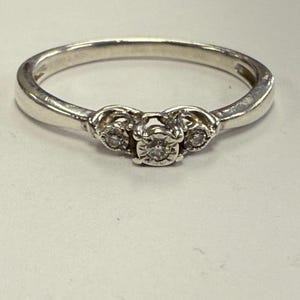 925 Silver 1.40g Engagement Band with Diamond Chips - Size 6.5