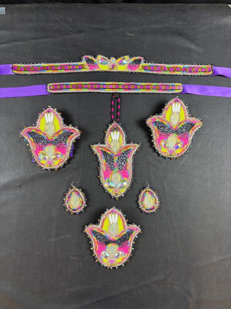New Beadwork Set - Etsy
