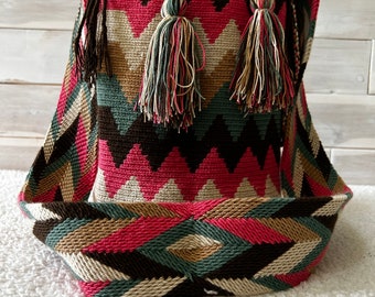 Crochet Bucket Bag,  Crochet Purse, Wayuu Crocheted Bag, Boho  Crochet Shoulder Purse, Crochet Drawstring  Purse, handmade bag