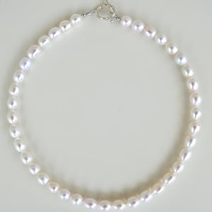 Natural Freshwater Large Oval/Rice White Pearl Necklace with S925/Sterling Silver Clasp