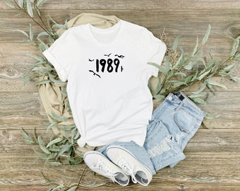 In the style of Taylor Swift unofficial unbranded inspired 1989, Album title 1989, T-shirt, merch shirt, concert shirt, tee, TS eras tour