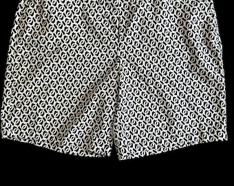 New! Kim Rogers Women’s Shorts Size 16 Blue/White Chain Design 37in Waist