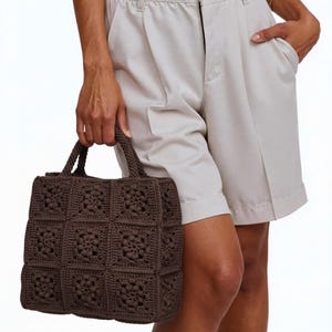Crochet Floral Handbag, Unique Minimalist Knit Tote, Classic Square Pattern Shoulder-Bag, Custom Versatile Shopper-Bag, Handmade Beach-Bag