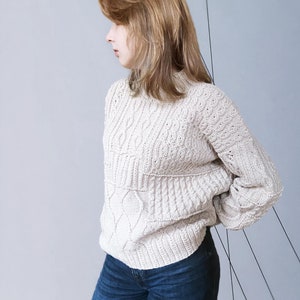 Celtic Cable Knit Woman&#39;s Pullover, Sandy Aran Crewneck Sweater, Chunky Knit Merino Wool Jumper, Handmade Straight Fit Winter Blouse, Top