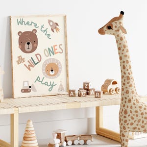 Impresión Where the Wild Ones Play, decoración de guardería para niños, impresiones de safari para sala de juegos, impresión escandinava para niños, impresión para dormitorio de niños, decoración de guardería neutra