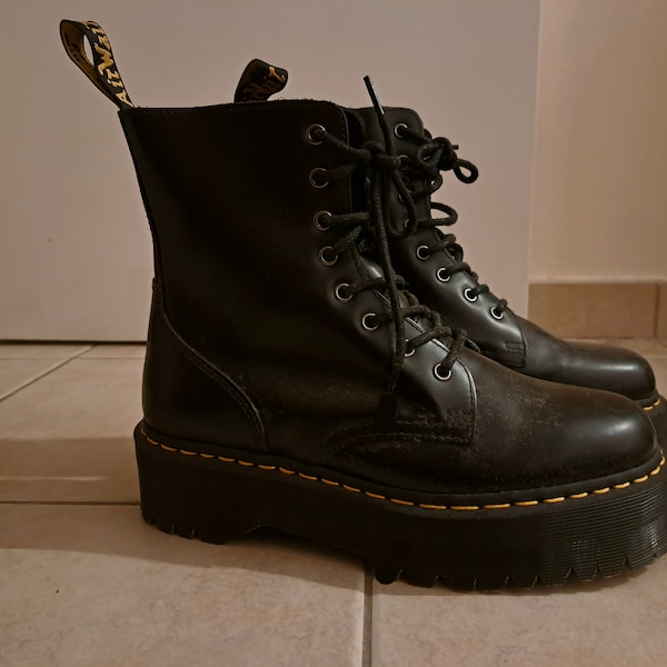discount dr marten boots