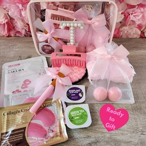 Personalisiertes Spa Geschenkset Selbstpflegepaket Schönheit Geschenkbeutel für sie Geburtstag Brautjungfer Geschenk Schwester Geschenk Rosa Kulturtasche Kundenspezifischer Brief
