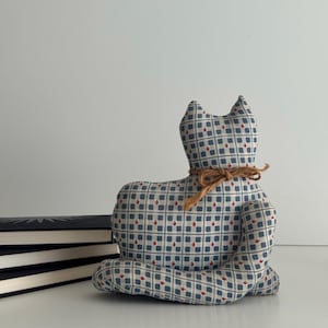 Vintage Cat Sewing Pin Cushion, Handmade, Hand Sewn, Vintage Pillow, Throw Pillow, Cat Pillow, Unique