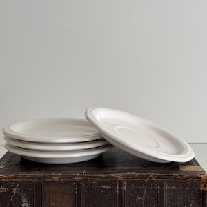 Vintage White Pfaltzgraff Set Of 4 Plates, Vintage Kitchen