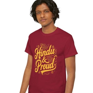 Regalo de camiseta hindú y orgullosa. Regalo hindú. Regalo para sacerdotes. Ropa espiritual. Indumentaria cultural. Ropas etnicas. Camisa de yoga. Camisa del templo hindú. imagen 6