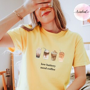 Coffee Lover T-Shirt: Low Battery, Need Coffee - Oversized Fit
