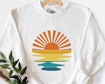 Retro Sunset Rays Wavy Sweatshirt, Vintage Shirt, Retro Sunshine Shirt, Sun Rays Tee, Beachy Vibes Tee, Retro Summer Time Tee, Sunset shirt