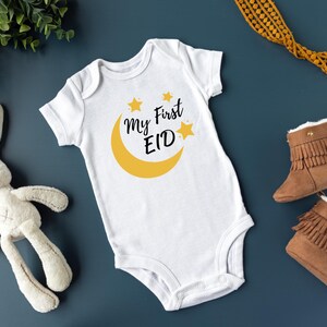 My First Eid Body Suit– Baby Ramadan Shirt – Unisex First Eid Mubarak Clothing Bild 2