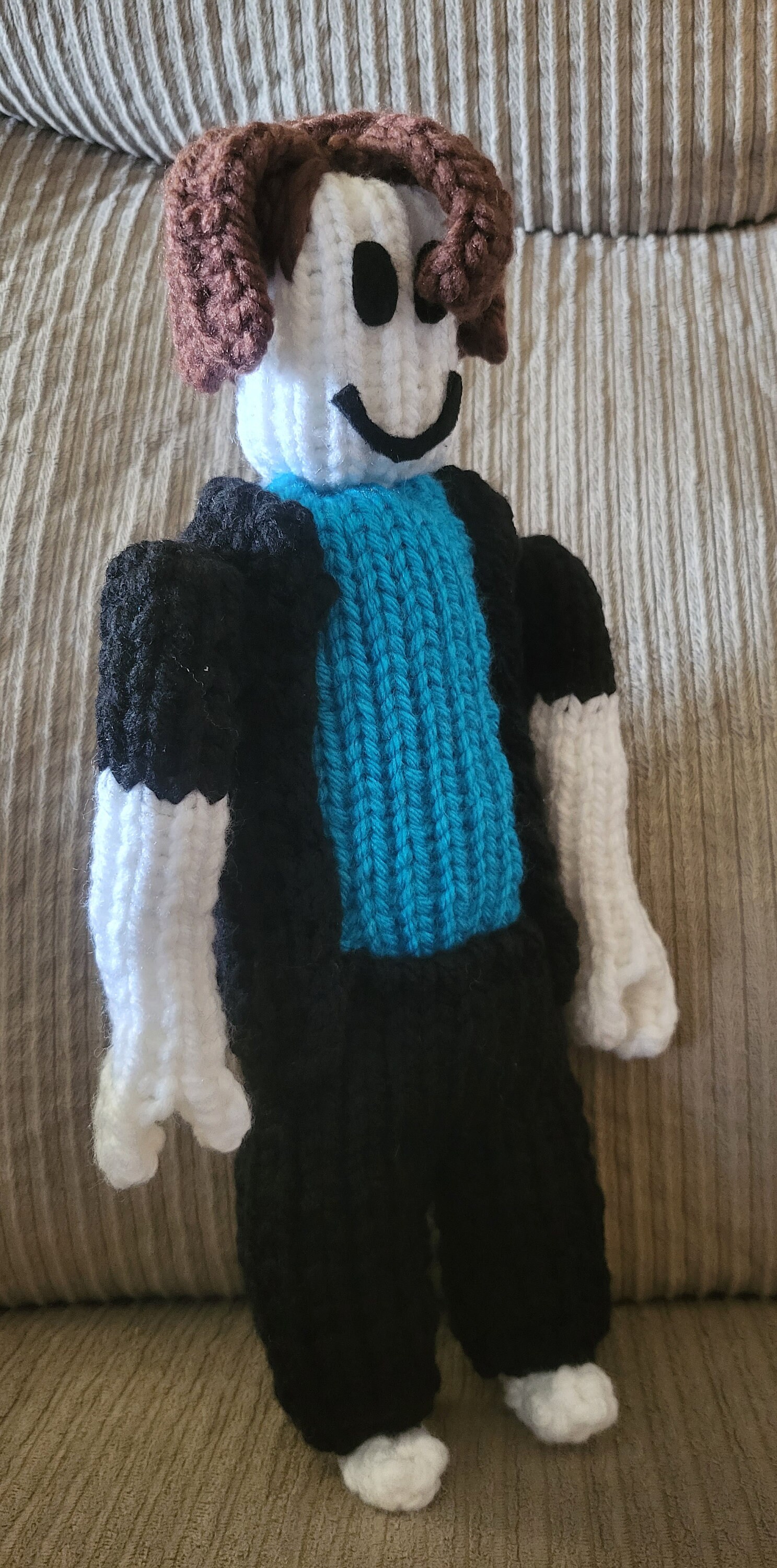 Roblox Bacon Boy loom knit pattern