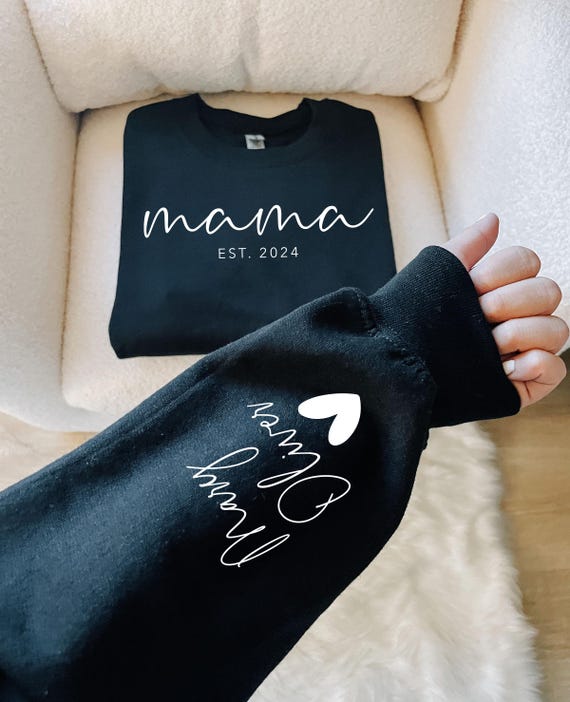 Custom Mama Sweatshirt with Kid Name on Sleeve Personalized Mom Sweatshirt Mama Sweater Mama Crewneck Gifts for Mom Gift Mothers Day Gift