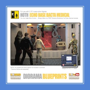 Peut inclure: Un plan de diorama pour un centre médical Bacta de la base Echo de Hoth dans Star Wars : L'Empire contre-attaque. Le plan est conçu pour des feuilles de 8,5 x 11 pouces. L'image montre un diorama avec des figurines de Luke Skywalker, Chewbacca et C-3PO.