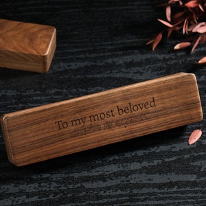 Personalized Wood Necklace Box, Engraved Name Necklace Box, Gifts for Bridesmaids, Special Anniversary Necklace Box, Gifts for Her