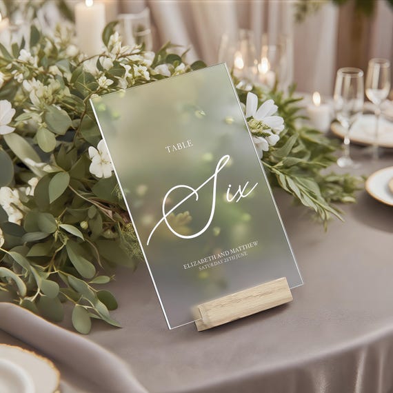 Minimalist Wedding Decor: Stunning Ideas for Elegant Simplicity