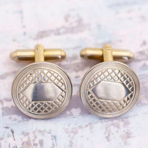 Vintage Faded Gold Tone Circular Geometric Pattern Cuff Links - BB8