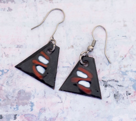 Vintage Geometric Triangular Abstract Antique Cop… - image 1