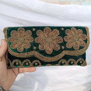 Bolso de mano de terciopelo bordado / Bolso de noche con cuentas hecho a mano / Bolso de mano de boda étnico indio / Bolso de regalo de fiesta para mujer / Accesorio bohemio