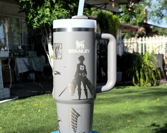 Anime gravierter Isolierbecher - 30 oz