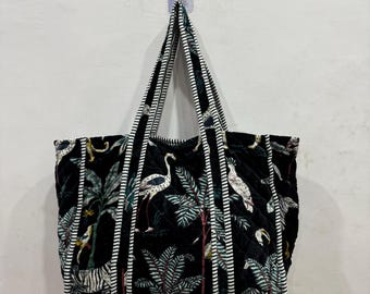Bolso tote acolchado de terciopelo: Shopper bohemio con estampado de jungla