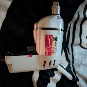 Sällsynt vintage elektrisk handborrmaskin av modell 291A med variabel hastighet och aluminiumkropp från Electro Engineering Products Co-Works