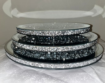 Solid Diamond accents w/ mirror trim display Trays