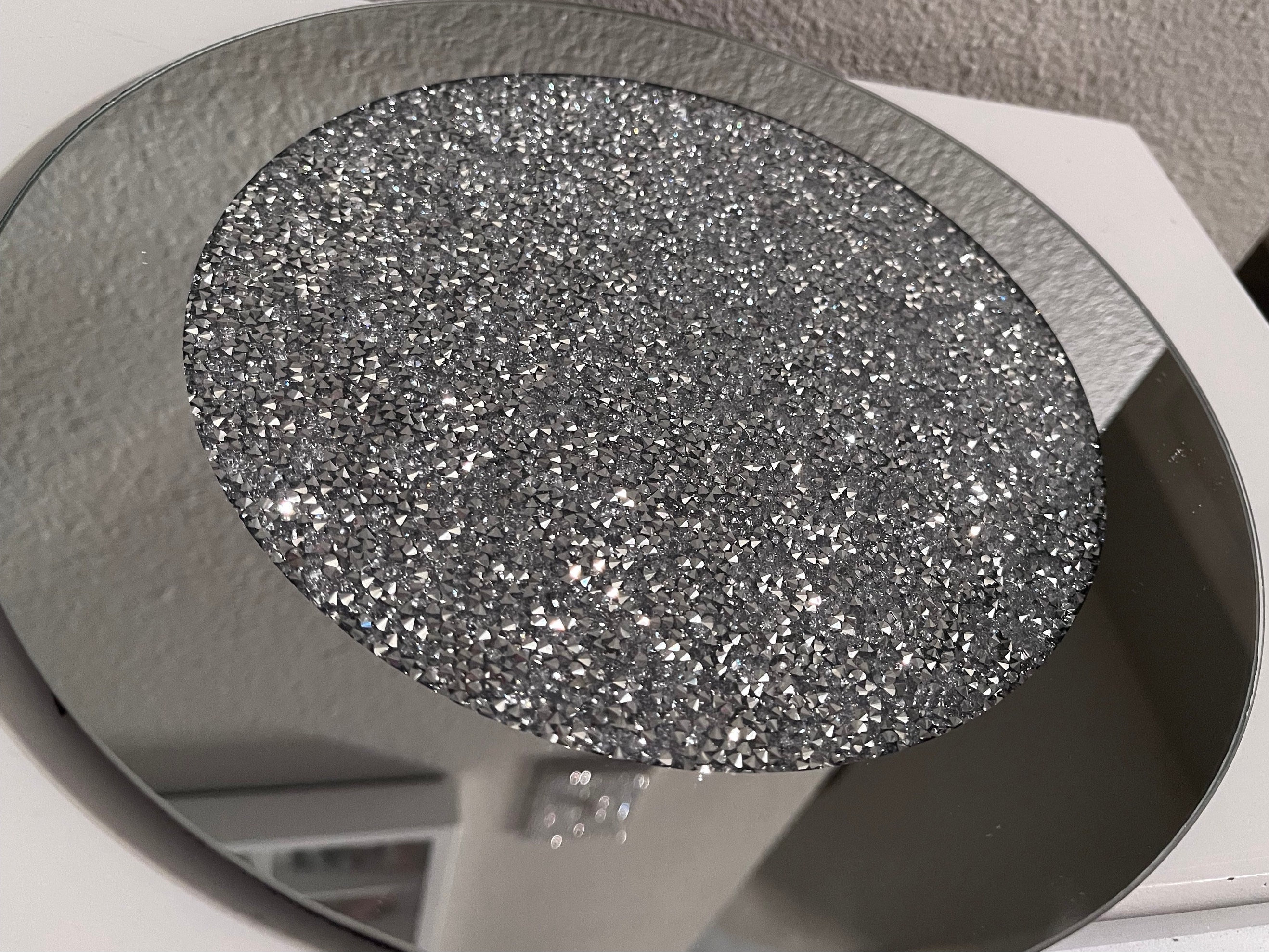 Spinning crushed Diamond display tray