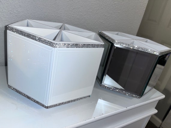 Spinning mirror diamond Organizer