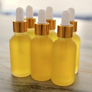 Calendula Oil in Frosted Glass Vile, 15 mL (Sold Individually)