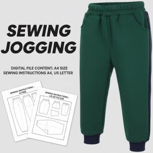 Peut inclure: Pantalon de jogging vert avec des détails bleu marine et une ceinture assortie. L'image comprend des instructions de patron de couture et le texte "SEWING JOGGING". Le contenu du fichier numérique est au format A4.