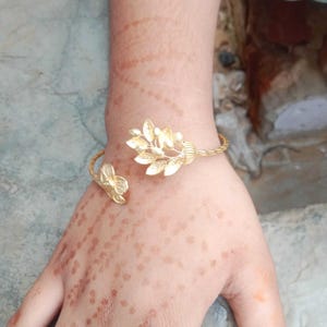Designer Leaf With Flower Bracelet,Adjustable Leaf Cuff Bracelet,Boho Fashion, gift for her Bulk Wholesale Available,Gold Bracelet,Leaf