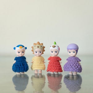 Sonny Angel Closet: Off Shoulder Dress