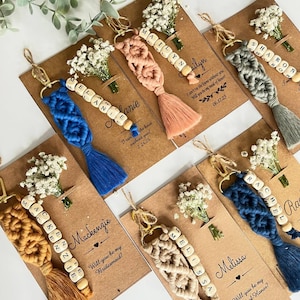 Presente personalizado para madrinhas no dia do casamento, presente para pedido de casamento para madrinhas, chaveiro com nome, presente para despedida de solteira, presente de agradecimento para madrinhas.