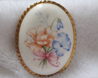 Vintage porcelain oval flower brooch