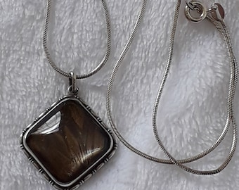 Vintage Sterling Silver Leaf Glass Pendant Necklace - 16 inch