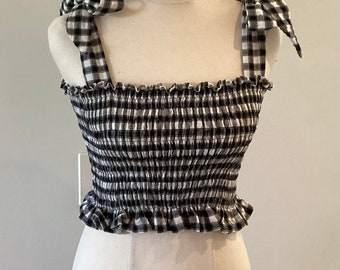 Shirred gingham crop top ( black/white check )
