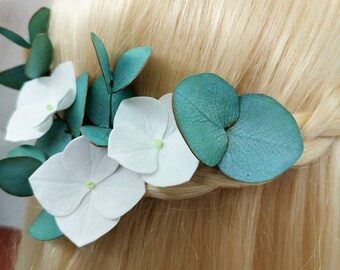 Green Eucalyptus and White Hydrangea on Hair Pins, Set of Wedding hairpins for the Bride