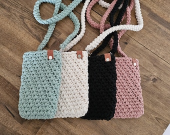 Personalized crocheted crossbody phone case - made to measure, in your desired color