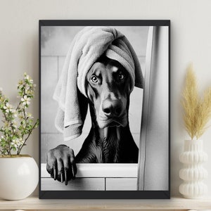 Dobermann Pinscher Hund Badezimmer Wand Kunst | Hund lugt aus Duschvorhang | Dobermann Poster 3D Illustration, lustiger Witz #X539