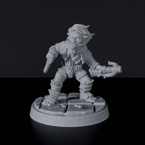 Halfling Rogue DnD inspired Fantasy DnD Tabletop RPG Mini Great Miniature Gift Idea for Dungeon and Dragons Fans Painting 3D Resin Figure