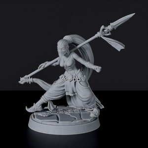 Human Female Rogue DnD inspired Fantasy DnD Tabletop RPG Mini Great Miniature Gift Idea for Dungeon and Dragons Fans Painting Resin Figure