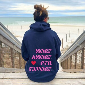 Unisex Hoodie, Kapuzenpulli Damen, More Amore Per Favore, Slogan Hoodie, Geschenk für sie, Motto Hoodie, ästhetisches Shirt Bild 5